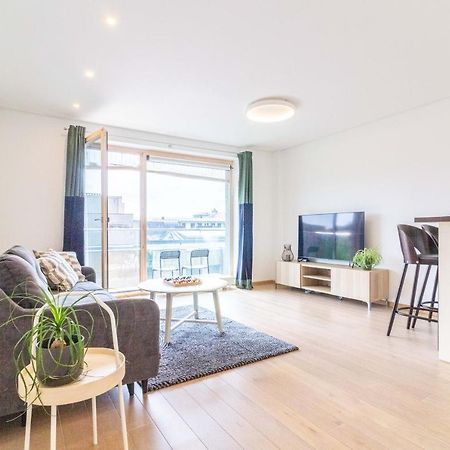 Cohost I Sunny Center Apt, Covered Parking, Balcony & Self Check-In Kaunas Exteriör bild