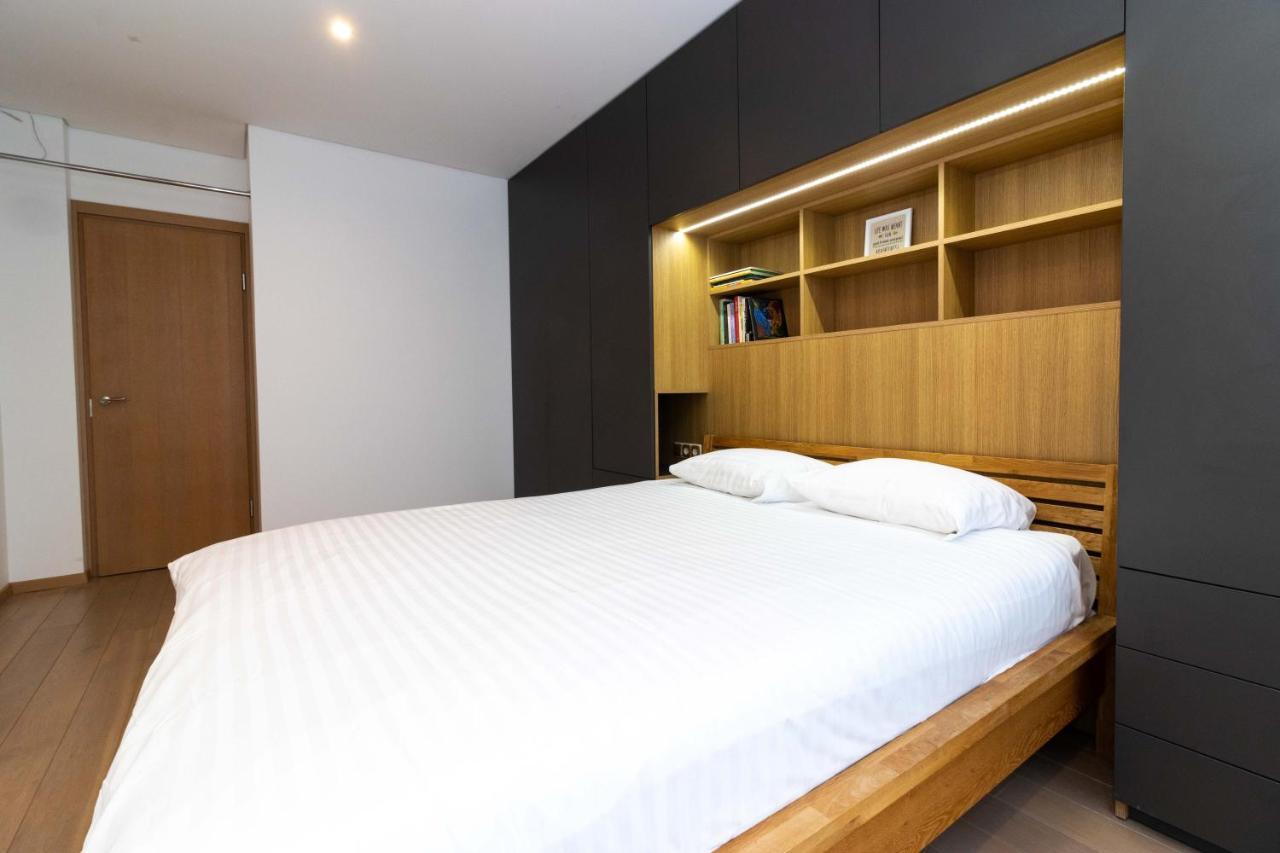 Cohost I Sunny Center Apt, Covered Parking, Balcony & Self Check-In Kaunas Exteriör bild