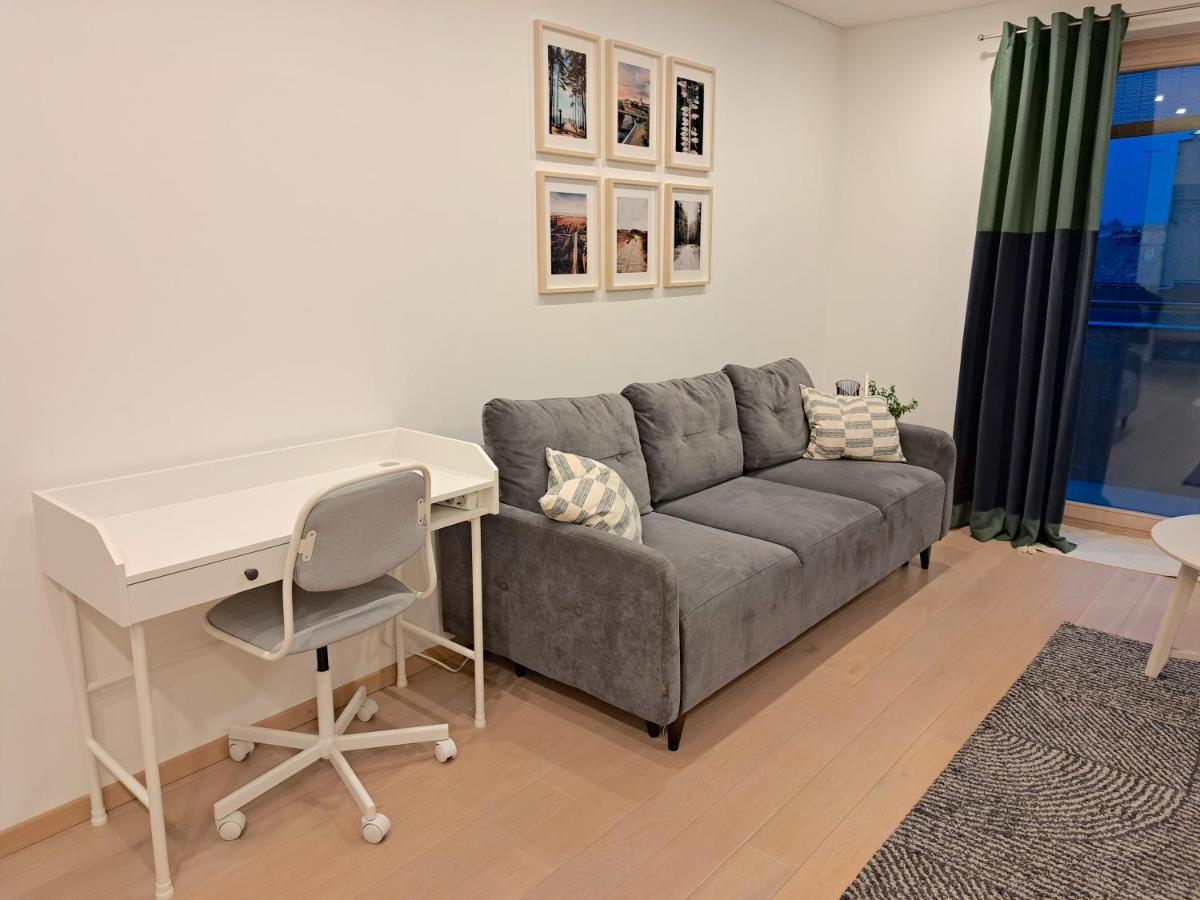 Cohost I Sunny Center Apt, Covered Parking, Balcony & Self Check-In Kaunas Exteriör bild